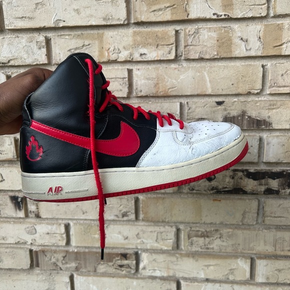 2 SHOES FOR 40$ - Picture 7 of 8